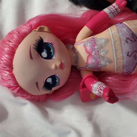 : 3 Na Na Na Surprise Teens Fashion Dolls  11" & 7" Soft Fabric Dolls - Picture 4 of 10